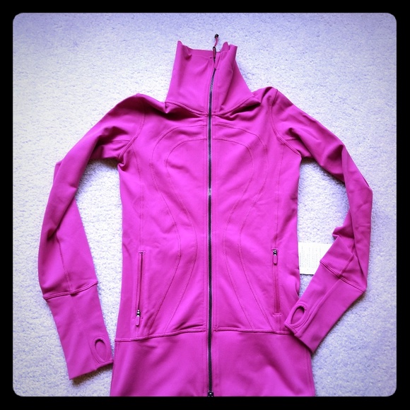 lululemon athletica Jackets & Blazers - NWT Lululemon In Stride Jacket